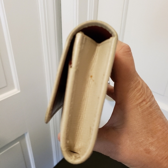 Bally Of Switzerland Saffiano Leather Bifold Wallet, Classic - Picture 5 of 10